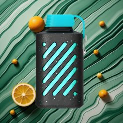 Zaļā sprādziena VOZOL GEAR 10000 izmēģinājuma pīpē ar 10000 piepūšanām un 20 ml e-šķidruma ietilpību